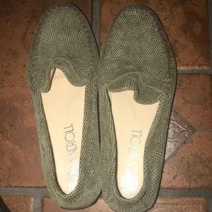 Via Neroli Loafers